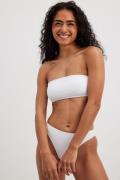 Ribbade bikinitrosor - White