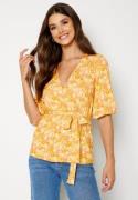 Happy Holly Jalona wrap top Yellow / Floral 44/46