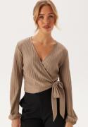 BUBBLEROOM Pleated Long Sleeve Wrap Top Nougat L