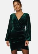 Bubbleroom Occasion Velvet Wrap Dress Dark green XS