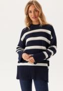 GANT Striped Textured C-neck Evening Blue M