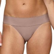 Triumph Trosor Body Make-Up Illusion String Ljusbrun 36 Dam