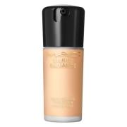 MAC Studio Radiance Serum-Powered Foundation NC16 30 ml