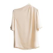 Ahlvar Gallery Silk Tee med Asymmetriska Veck Beige, Dam