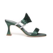 Manolo Blahnik Gröna Satin Mule Sandaler med Kristallspännen Green, Da...