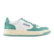 Autry Tidlösa Vintage-inspirerade Bicolor Sneakers Green, Dam