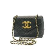 Chanel Vintage Begagnad Svart Läder Chanel Axelväska Black, Dam