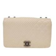 Chanel Vintage Beige Läder Chanel Clutch Beige, Dam