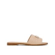 Salvatore Ferragamo Lyxiga Lädersliders för Kvinnor Beige, Dam