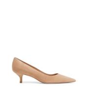 Stuart Weitzman Stilrena Kitten Pumps Beige, Dam