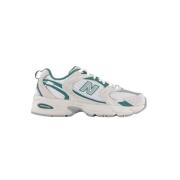 New Balance Modern Stil Sneaker med Exceptionell Prestanda Green, Dam