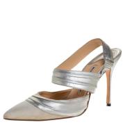 Manolo Blahnik Pre-owned Pre-owned Laeder klackskor Gray, Dam