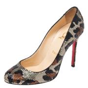 Christian Louboutin Pre-owned Pre-owned Tyg klackskor Black, Dam