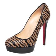 Christian Louboutin Pre-owned Pre-owned Raffia sandaler Beige, Dam