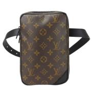 Louis Vuitton Vintage Pre-owned Canvas crossbodyvskor Brown, Dam