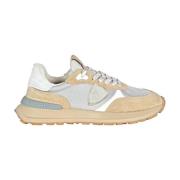 Philippe Model Sneakers i mocka och mesh med metalliska detaljer Beige...