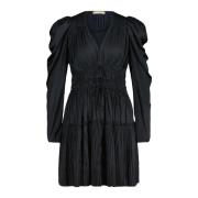 Ulla Johnson Flowing Satin Klänning med Veck Black, Dam