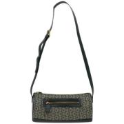 Celine Vintage Pre-owned Canvas celine-vskor Gray, Dam