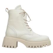 Estro Chunky Heeled Läder Ankelboots Beige, Dam