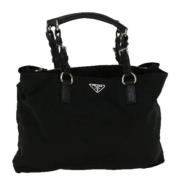 Prada Vintage Pre-owned Nylon axelremsvskor Black, Dam