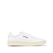 Autry Läder Sneakers med Logo Patch White, Herr