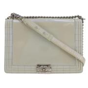 Chanel Vintage Pre-owned Tyg axelremsvskor White, Dam