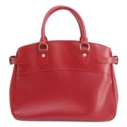 Louis Vuitton Vintage Pre-owned Tyg louis-vuitton-vskor Red, Dam