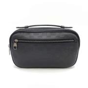 Louis Vuitton Vintage Pre-owned Tyg axelremsvskor Black, Herr