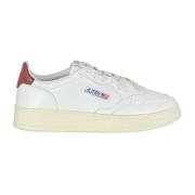 Autry Sneakers i läder med broderad logotyp White, Dam