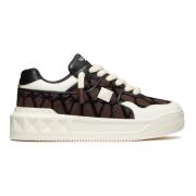 Valentino Garavani Bruna Sneakers med Maxi Stud Detalj Brown, Herr