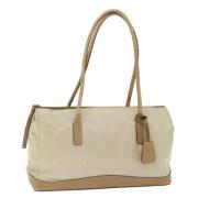 Prada Vintage Pre-owned Nylon prada-vskor Beige, Dam