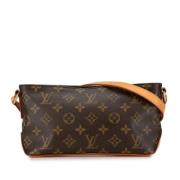 Louis Vuitton Vintage Pre-owned Canvas crossbodyvskor Brown, Dam