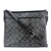 Coach Pre-owned Pre-owned Canvas axelremsvskor Gray, Dam