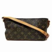 Louis Vuitton Vintage Pre-owned Tyg louis-vuitton-vskor Brown, Dam