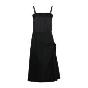 Maison Margiela Wool Midi Klänning med Fyrkantig Hals Black, Dam