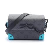 Louis Vuitton Vintage Pre-owned Tyg louis-vuitton-vskor Black, Dam