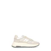 Hogan Beige Lädersneakers med Graverat Logotyp Beige, Dam