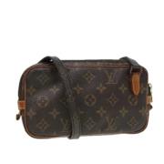 Louis Vuitton Vintage Pre-owned Canvas axelremsvskor Brown, Dam