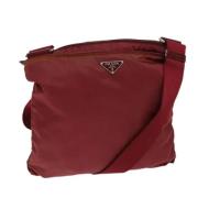 Prada Vintage Pre-owned Nylon prada-vskor Red, Dam