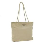 Prada Vintage Pre-owned Nylon prada-vskor Beige, Dam