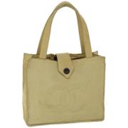 Chanel Vintage Pre-owned Nylon chanel-vskor Beige, Dam