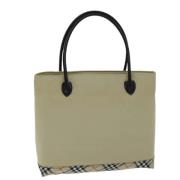 Burberry Vintage Pre-owned Nylon axelremsvskor Beige, Dam