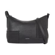 Calvin Klein Block Crossbody Väska i Nubuck Black, Dam