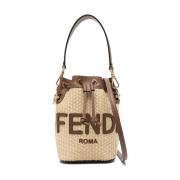 Fendi Raffia Vävd Axelväska med Dragsko Beige, Dam