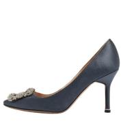 Manolo Blahnik Pre-owned Pre-owned Satin klackskor Gray, Dam