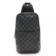 Louis Vuitton Vintage Pre-owned Canvas crossbodyvskor Gray, Herr