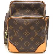 Louis Vuitton Vintage Pre-owned Tyg louis-vuitton-vskor Brown, Dam