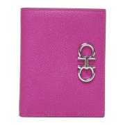 Salvatore Ferragamo Gancini Rosa Läder Bifold Plånbok Pink, Dam