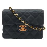 Chanel Vintage Pre-owned Canvas axelremsvskor Black, Dam