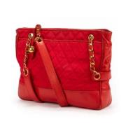 Chanel Vintage Pre-owned Laeder totevskor Red, Dam